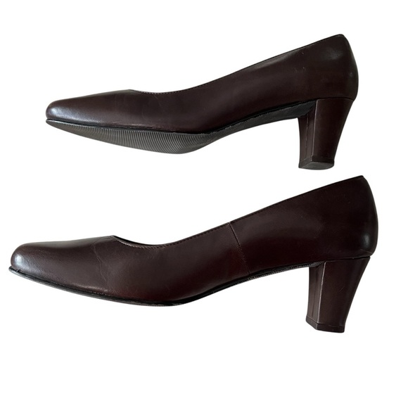 Ros Hommerson Women’s 9.5 Brown Block Heel Leather Upper Pumps - Picture 8 of 10